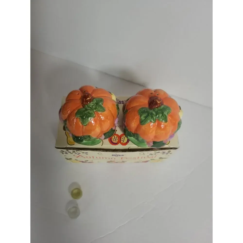 Vintage Russ Autumn Festival Pumpkin Salt & Pepper Shaker Hand Painted w/Org Box
